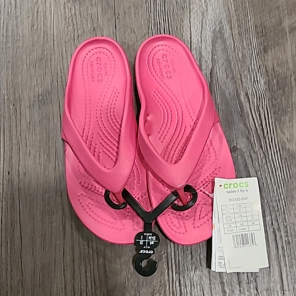 CROCS Kadee II Flip Flops  Size 4